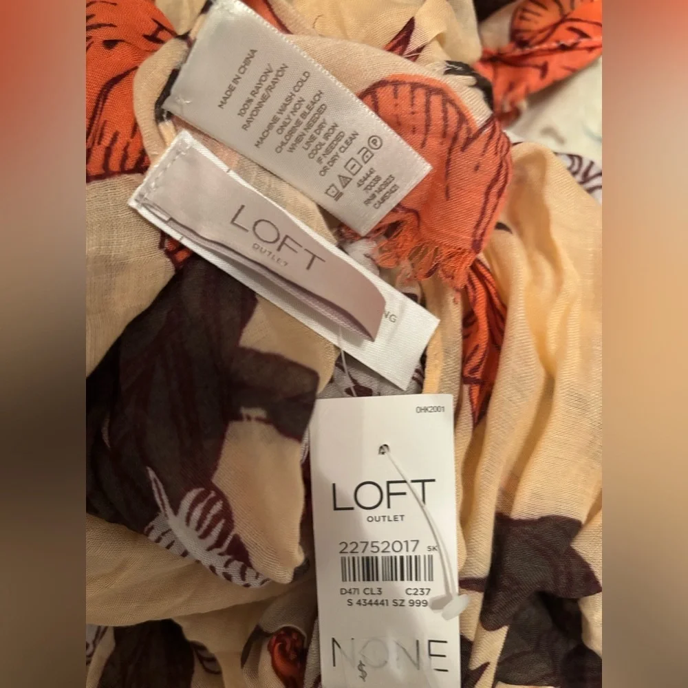 Loft outlet scarf wrap NWT